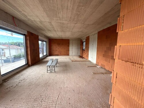 NOVOGRADNJA PENTHOUSE NA DRUGOM KATU