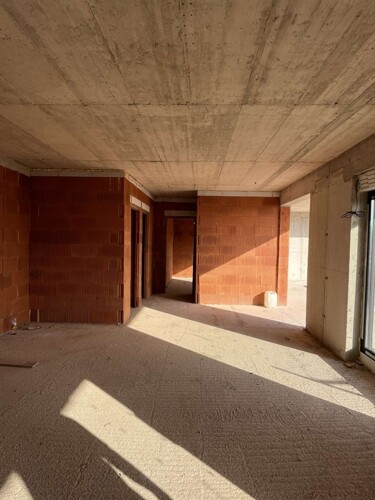 Thumbnail 4783012 - 6