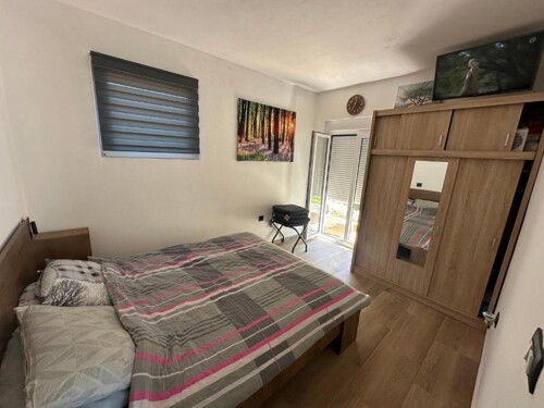 Thumbnail 4783015 - 13