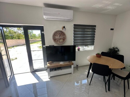 Thumbnail 4783015 - 14