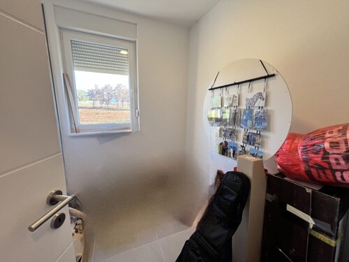 Thumbnail 4783016 - 16