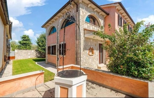 Thumbnail 4783018 - 7