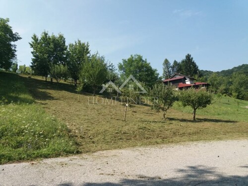 GRAĐEVINSKO ZEMLJIŠTE 435 m² – Kladje (SAMOBOR)