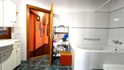 Thumbnail 4783024 - 17