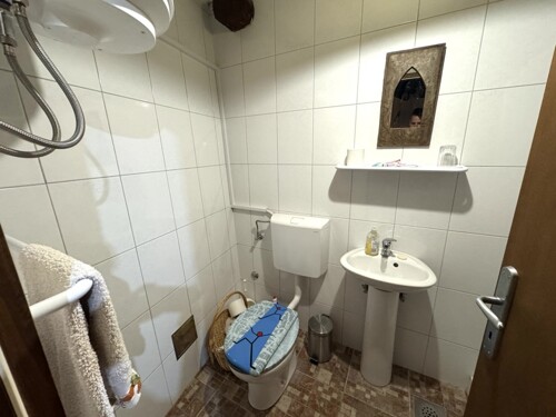 Thumbnail 4783024 - 7