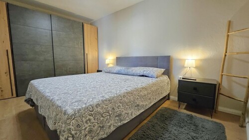 Thumbnail 4783030 - 12