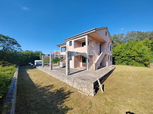 Otok Krk, Dobrinj - novoizgrađena kuća s dva stana