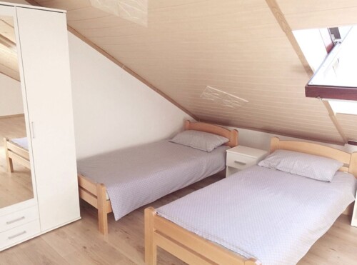 Thumbnail 4783032 - 10