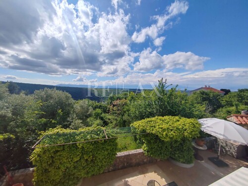 Otok Krk, Dobrinj - kuća u blizini Malinske