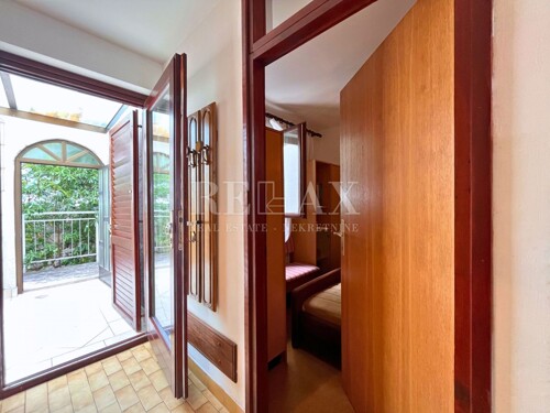 Klenovica - stan s predivnim pogledom na more