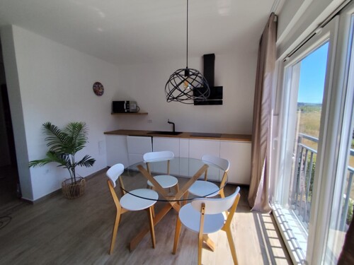 MODERAN STAN NA PRVOM KATU