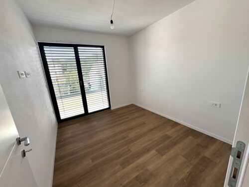 KVALITETNA NOVOGRADNJA U MEDULINU U BLIZINI PLAŽE! B5