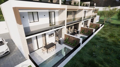 Luksuzna kuća u nizu s bazenom, 100m2, Vodice, NOVOGRADNJA,