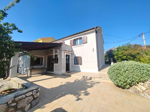 Otok Krk, Kras - kuća u blizini Malinske