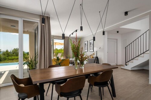 Thumbnail 4783059 - 6