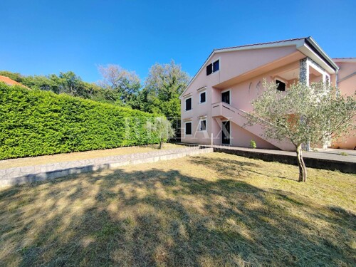 Otok Krk, Dobrinj - dvojna kuća u visokoj roh bau fazi