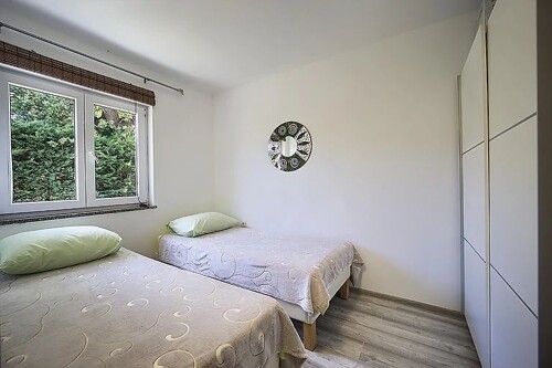 Thumbnail 4783061 - 4