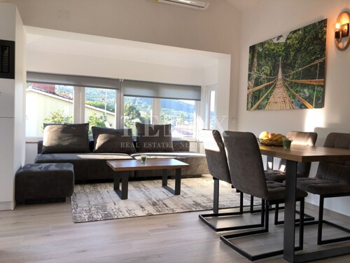 Oprić, Lovran - apartmanska vila sa bazenom