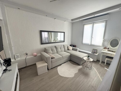 Thumbnail 4783070 - 3