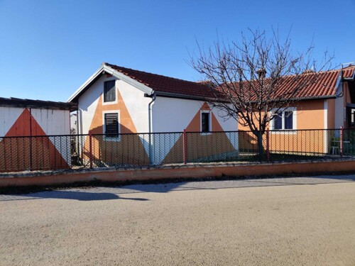 Thumbnail 4783071 - 3