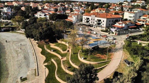 EKSKLUZIVNI STAN U BLIZINI PLAŽE, PJEŠČANA UVALA