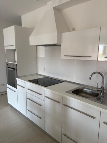 Thumbnail 4783077 - 4