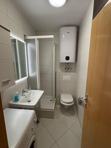 Thumbnail 4783077 - 9