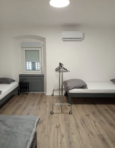 Thumbnail 4783082 - 8