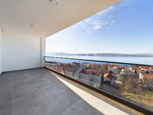 Crikvenica - stan s panoramskim pogledom na more