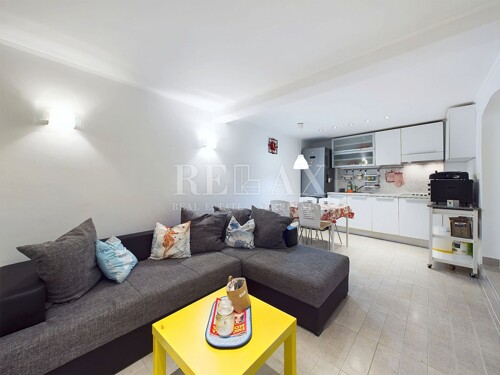 Crikvenica - kamena kuća s pogledom na more