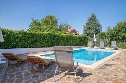 Thumbnail 4783088 - 18