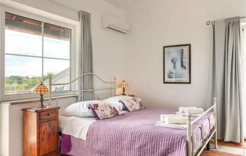 Thumbnail 4783089 - 18