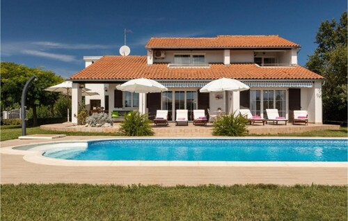 Thumbnail 4783089 - 4