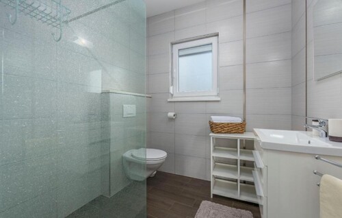 Thumbnail 4783090 - 23