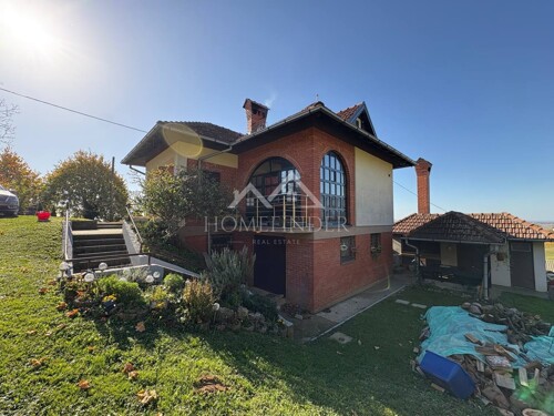 Kuća Gornja Gračenica, 250 m2 - sa predivnim pogledom