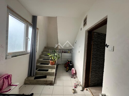 Kuća 140m2, Petrinja