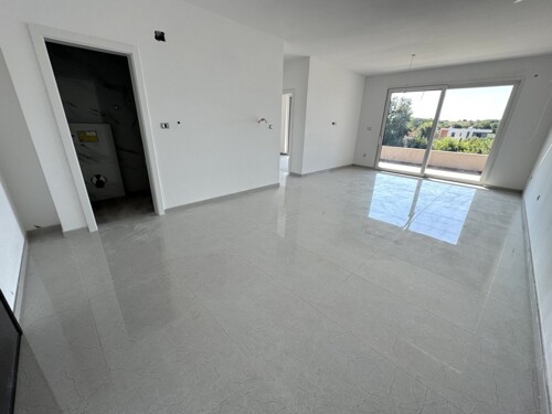 Thumbnail 4783109 - 11