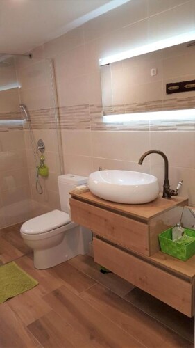 Thumbnail 4783111 - 13