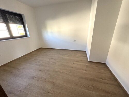 Thumbnail 4783113 - 6