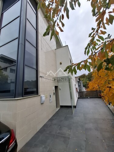 Stan u duplex kući , Mlinovi Hills, 152 m2, (5S), garaža, 1V