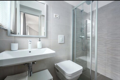 Thumbnail 4783117 - 12