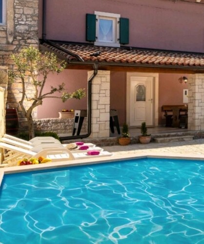 Thumbnail 4783118 - 5