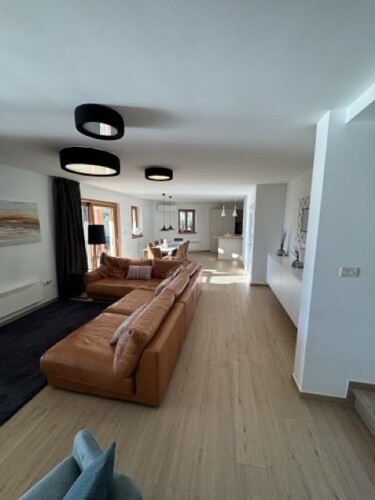 Thumbnail 4783120 - 14