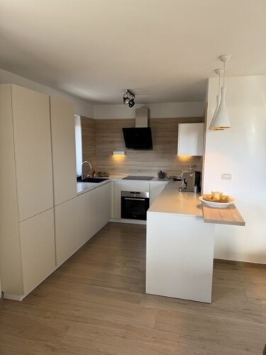 Thumbnail 4783120 - 8