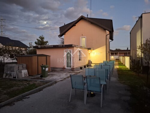 Funkcionalna višenamjenska kuća u Strmcu, 300 m2, ( 8S), 6