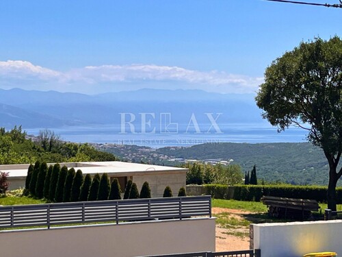 Bribir - prekrasan stan sa pogledom na more i 3 spavaće sobe