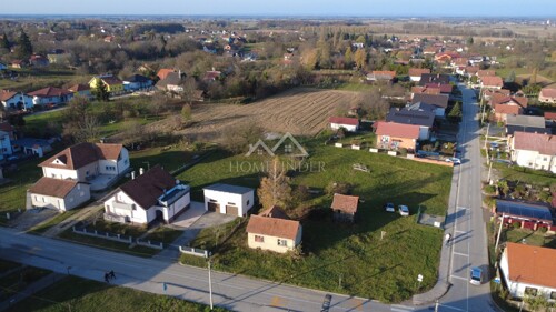 Građevinska i poljoprivredna zemljišta u Koprivnici ukupno 7