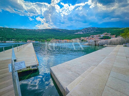 Bakar - kuća 20m do mora