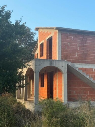 Objekt sa 4 stana u roh bau fazi, Medulin, Istra