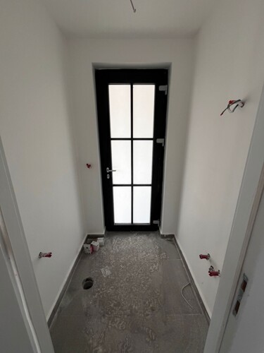 Thumbnail 4783131 - 7